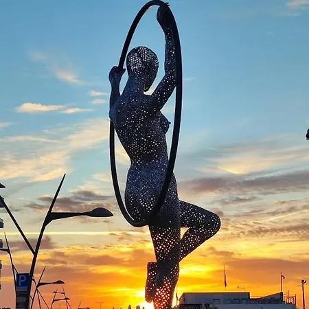 He Casa Da Armacao Armação de Pêra