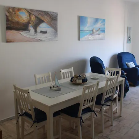 He Casa Da Armacao * Armação de Pêra